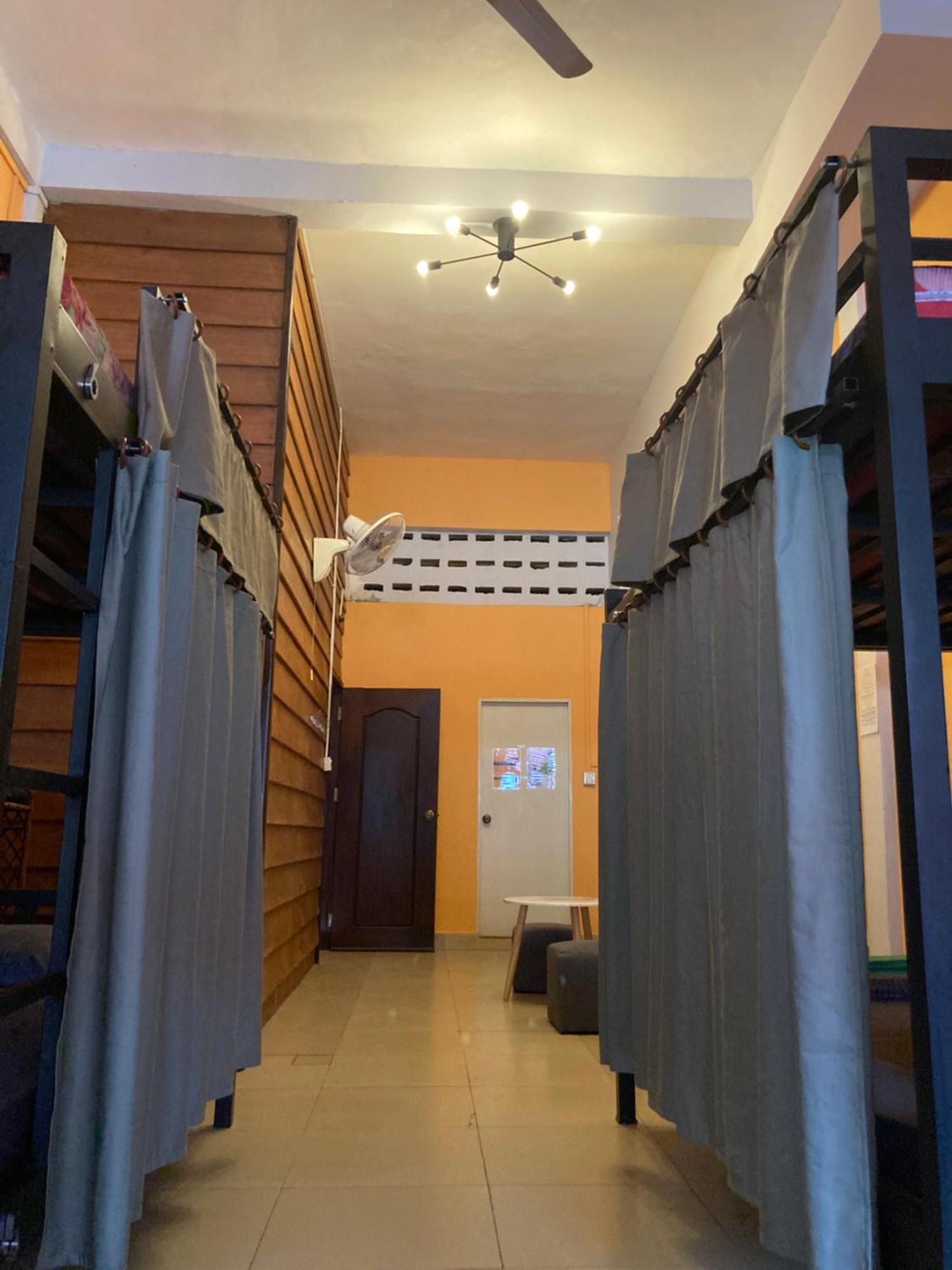 Ganesha Hostel Battambang Kültér fotó